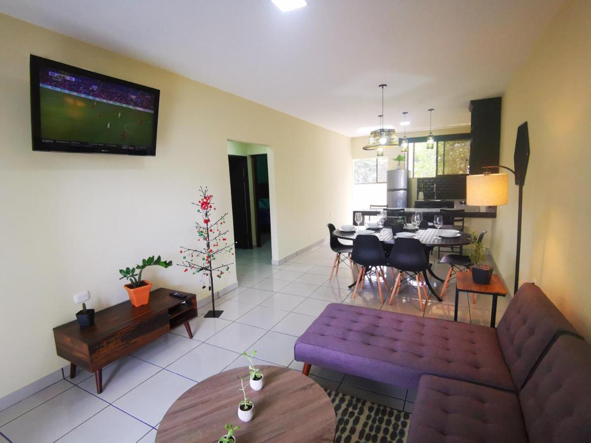 Loky'S Apartments La Fortuna Exterior photo