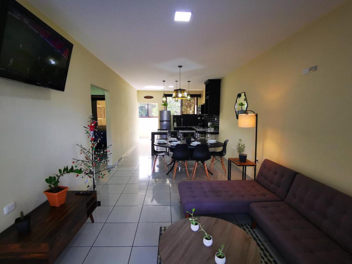 Loky'S Apartments La Fortuna Exterior photo