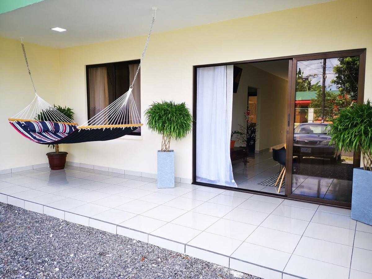 Loky'S Apartments La Fortuna Exterior photo