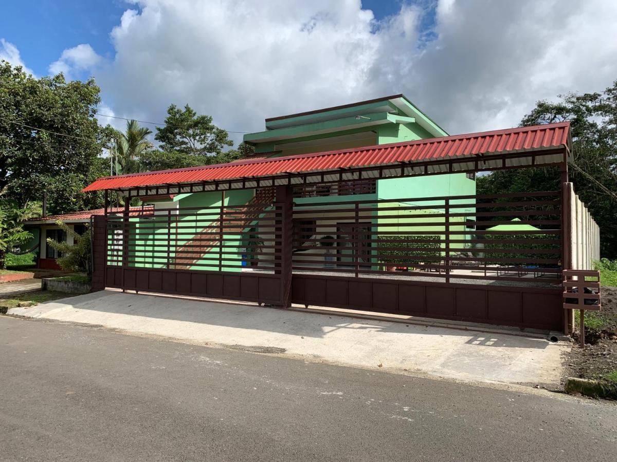 Loky'S Apartments La Fortuna Exterior photo