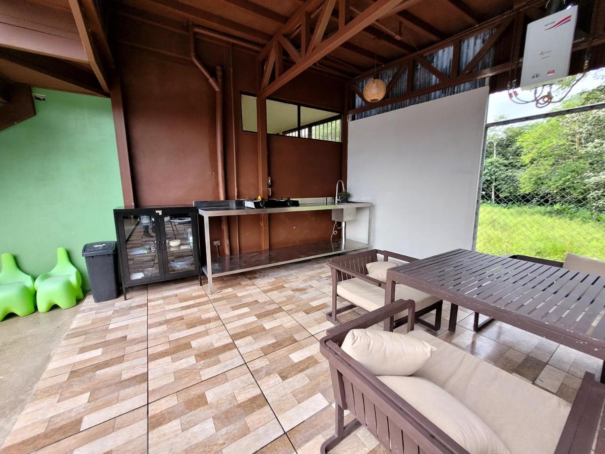 Loky'S Apartments La Fortuna Exterior photo